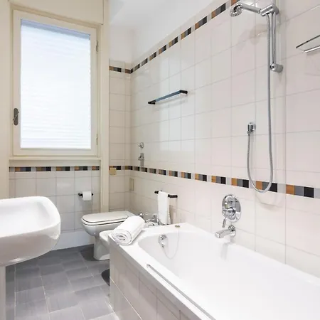 Hemeras Boutique Homes 4bdr Design * Милан